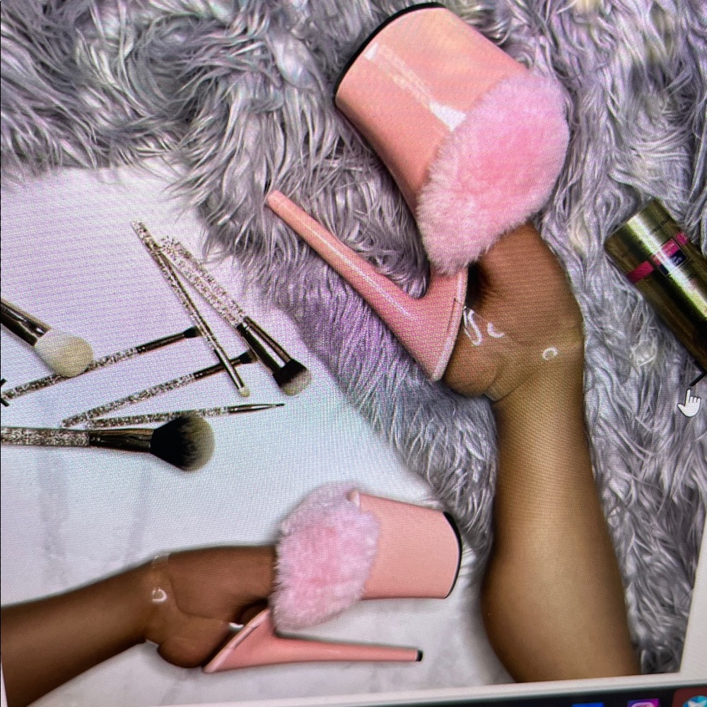 NEW Hella Heels 8 inch Pink Platform Heels with Faux Fur size US 8/EU 39 - Picture 10 of 10